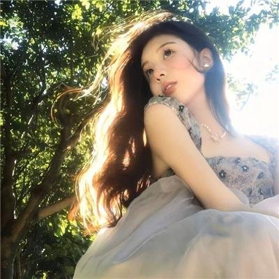 拴线的气球